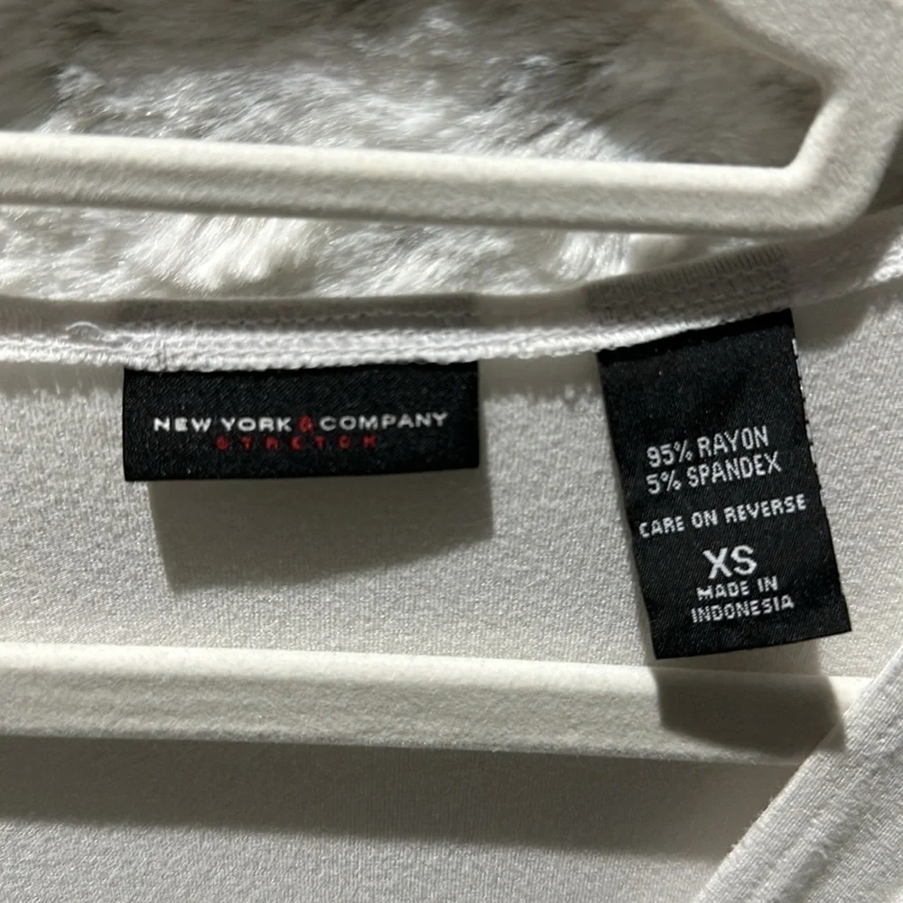 New York & Company Tank - Picture 3 of 3